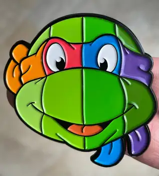Брошка Икона Аниме Сондата на Емайла страна костенурки карикатура эмалированная за подаръци на спомагателното оборудване бижута за приятелите на феновете